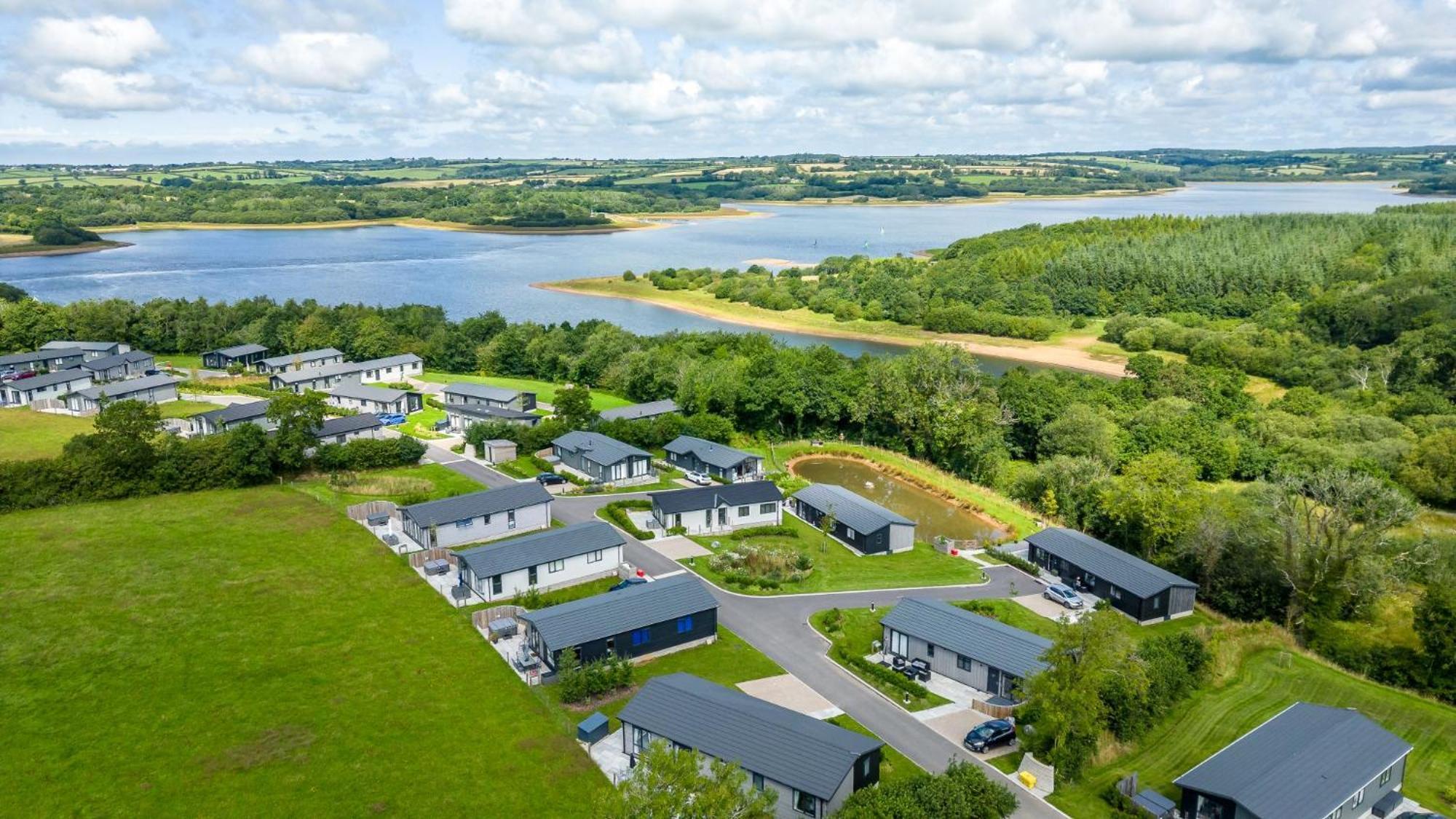 Primrose Lodge, 25 Roadford Lake Lodges Lifton Exterior foto